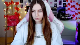 Alicecharmy cute - 28-Nov-2025
