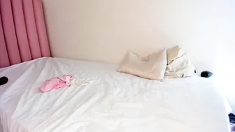 adria_ross naked - 11/28/2025