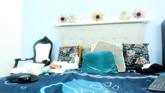 Monalinda220 video (11/28/2025)