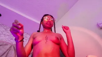 queen_perla_ recorded nude video 387708