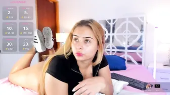 mikaelastonne porn video chat 11-28-2025