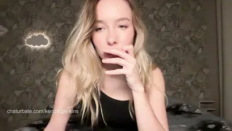 Kendallperkins shy sex cam chat