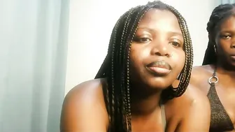 kinky_lola1 bigboobs on live cam