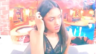 indianpretty1 cum posing on cam