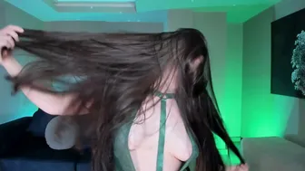beccabaxter video (11/29/2025)