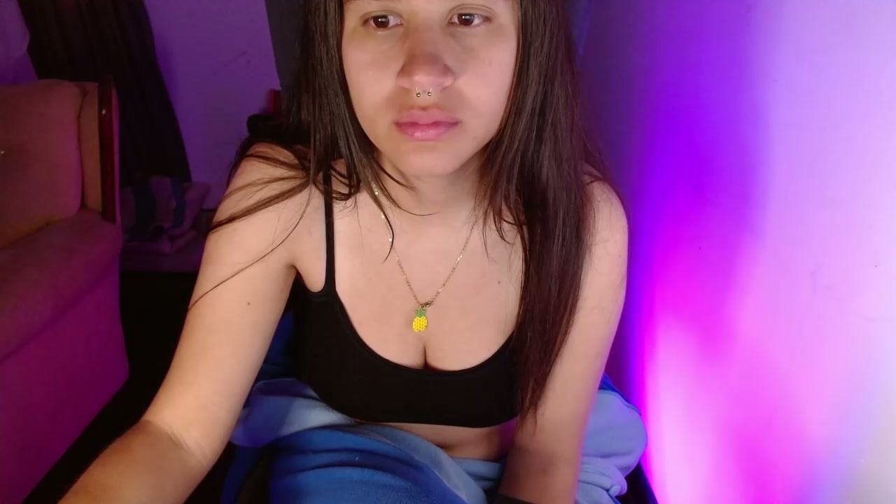 Dominica3 porn cam 11-29-2025