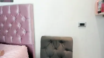 Rebecca_loving bigboobs - 05-28-2025