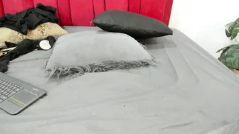 Mollyxketa1_ webcam 11-29-2025