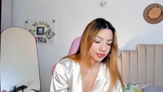 h3y_mia3 recorded nude video 390232