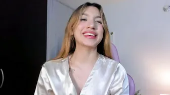 h3y_mia3 recorded nude video 390513