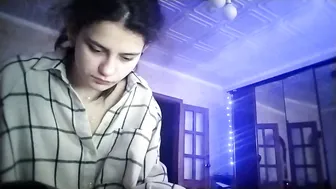 elindente young cam girl chat