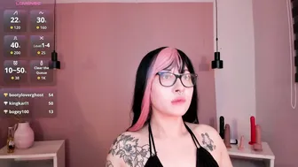 asami_chieko_ tattoo posing on webcam