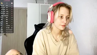 Foxysable shy - 11/29/2025