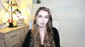 hot_1nina 11/28/2025
