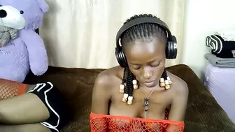 prettybunnny ebony - 29 November 2025