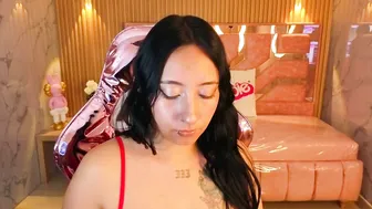 m_eris_s 11-29-2025 on webcam