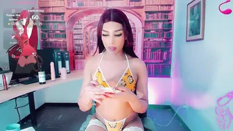 emeli_roushot recorded nude video 393078