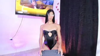 gio_gray nude cam video 29-Nov-25