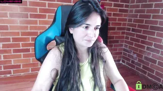 princesa_leia_zathur amateur cam video 11-29-2025