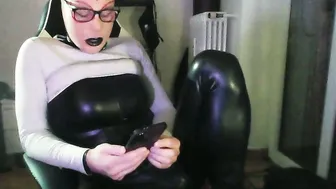 Joanesxfree webcam video 11/30/2025