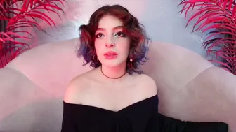 Eva_halsey (11-30-2025)