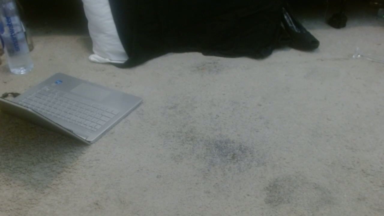 hollyhawkes panties posing on cam