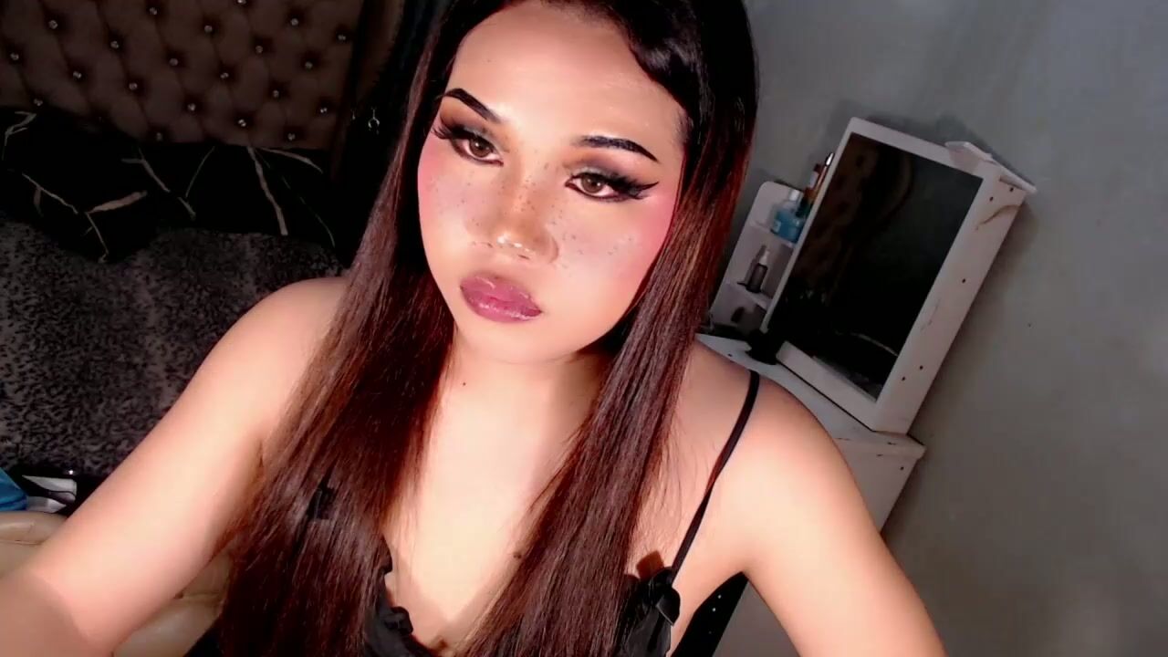 Tsscarlett_xx latina (11-30-2025)