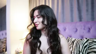 emmadallas video (11-30-2025)