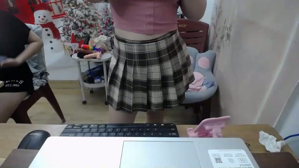 misumiko96 posing on cam video cam