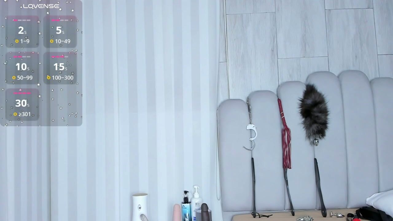 mileyerikson naked on cam (11/30/2025)