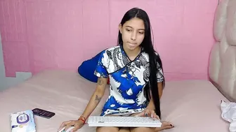petitestrawberry18 recorded nude video 396716