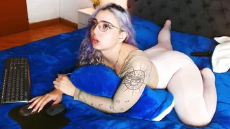 Thea_aphros cam girl 30-Nov-25