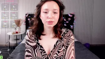 sofia_gaze (11/30/2025)