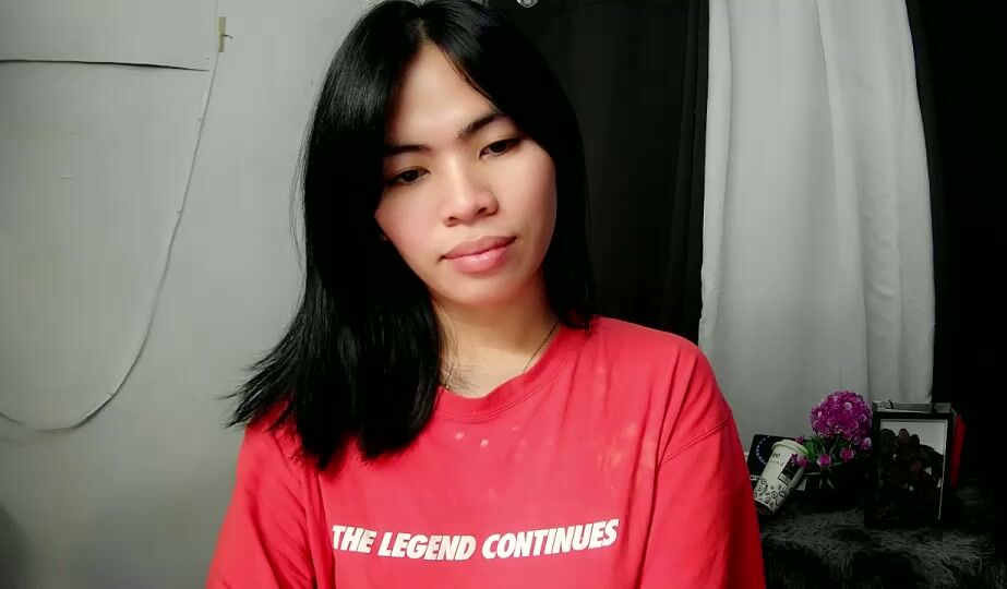 sofia_ava24 wifematerial 11-30-2025