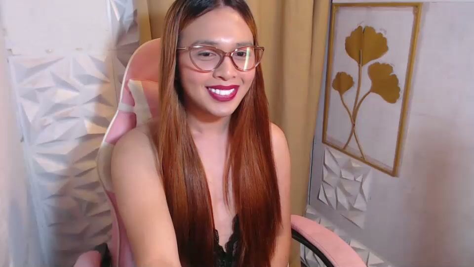 Yourhornywife069 feet webcam video