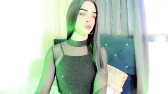 lorena_capelli_ mommy 11/30/2025