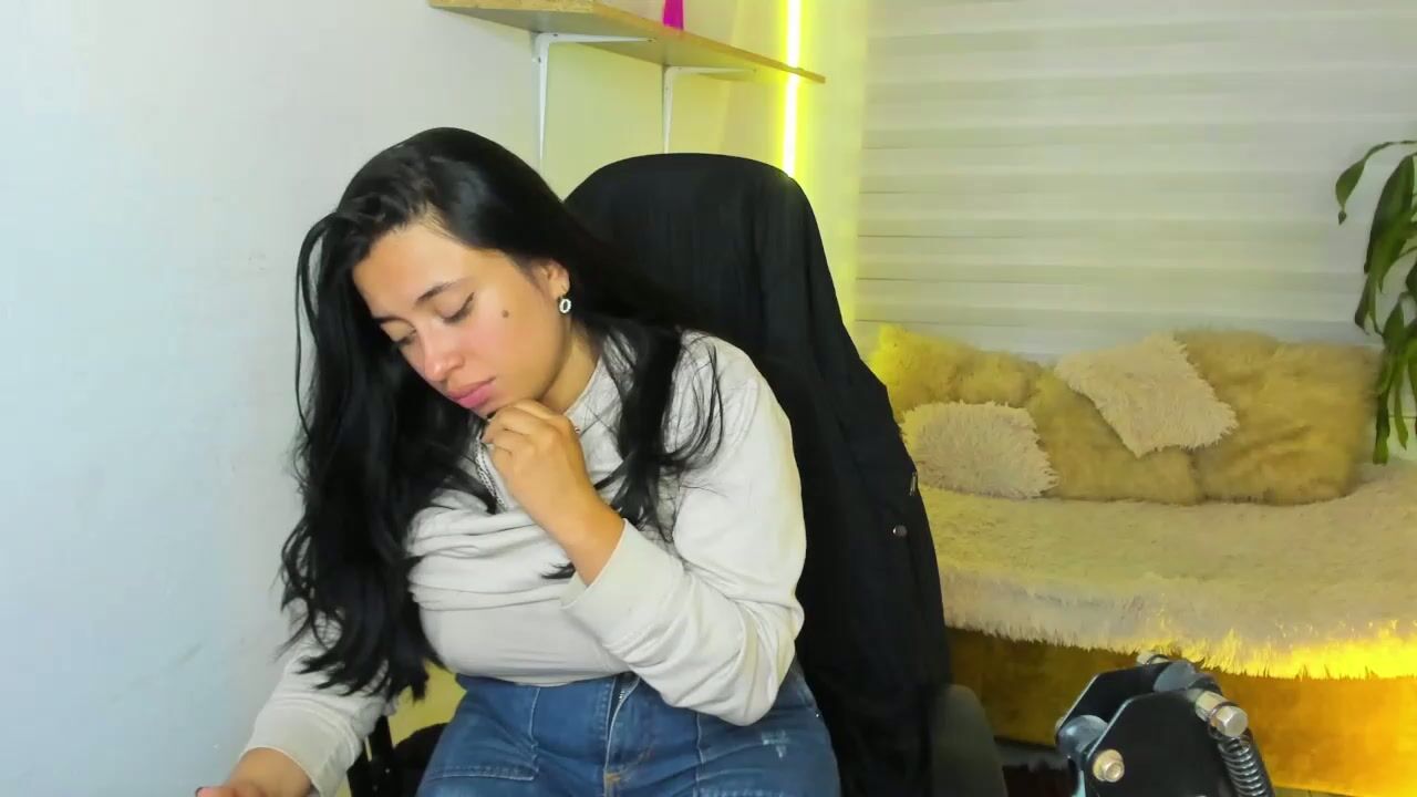 Celeste_bonnet1 30-Nov-25