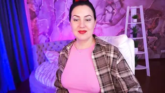 Zafiramoonn naked (11/30/2025)