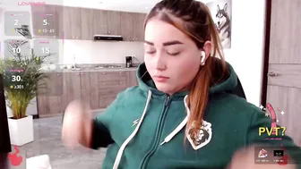 Lucia_star_ posing on webcam 30 November 2025