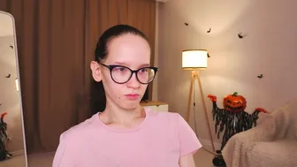 lynettebails xxx video 11-30-2025