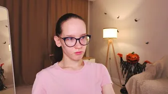 lynettebails xxx video 11-30-2025