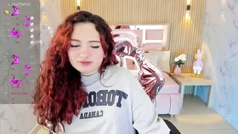 Violeta_sub nude cam 28-May-25