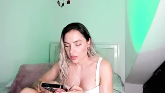 ashley_blair muscle on cam