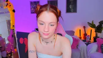 alyssa_smitt (05-30-2025) cam chat