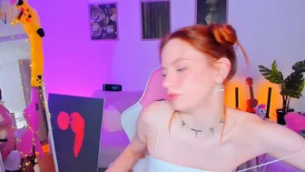 alyssa_smitt (05-30-2025) cam chat
