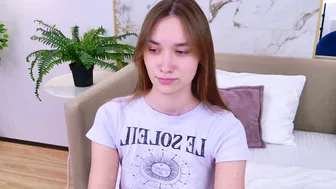 Elizabethcash 12/01/2025 hot live cam video