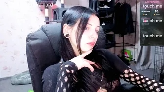 joan_wilson (12-01-2025) goth