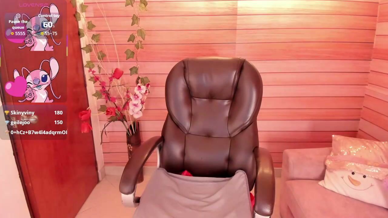 marien_thomson_ sex chat (12-01-2025)