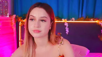 annie_swanson video cam porn - 12-01-2025