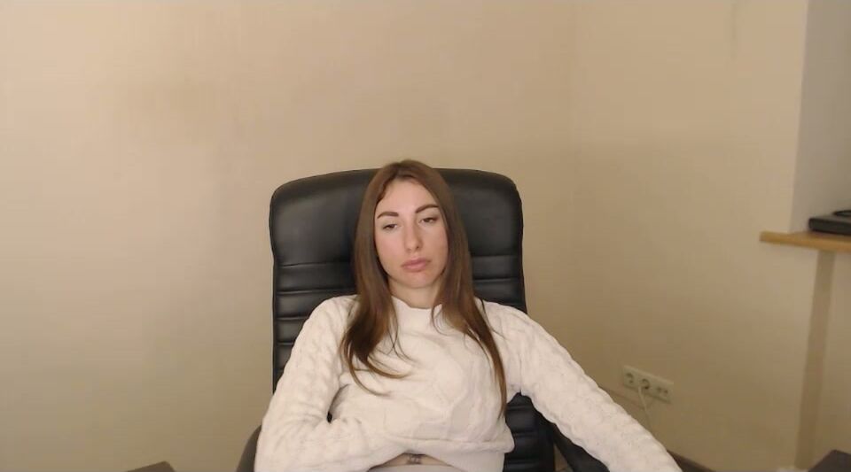 cammila_horn shy (12/01/2025)